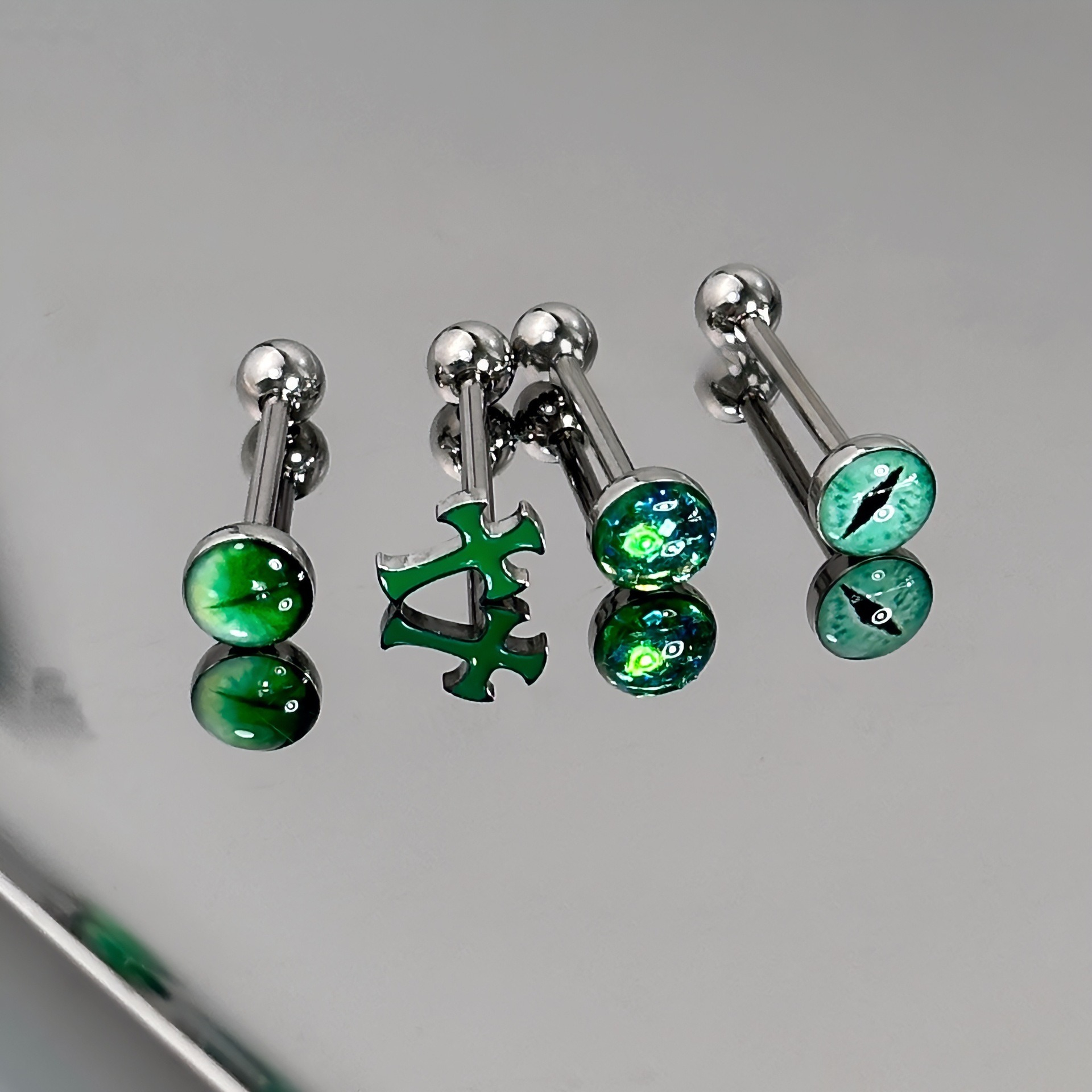1Pc High-Quality Trendy Green  - Body Piercing Quality Jewelry ulasan dan harga